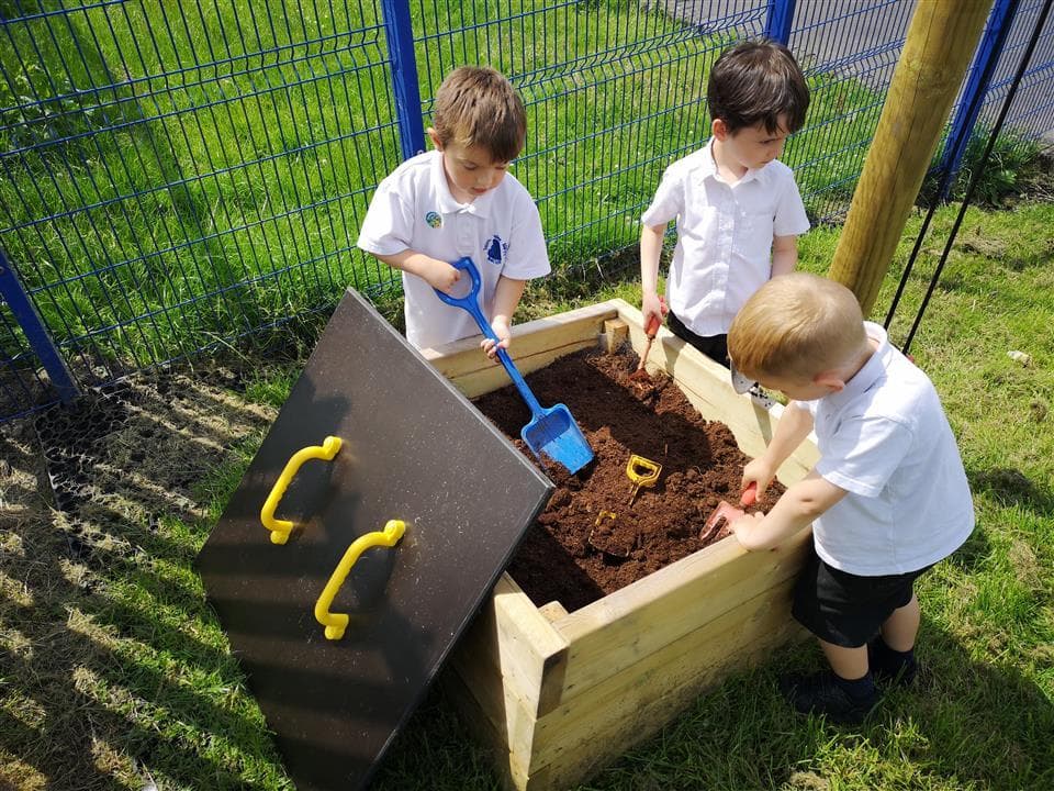 Encourage creativity through hands-on play